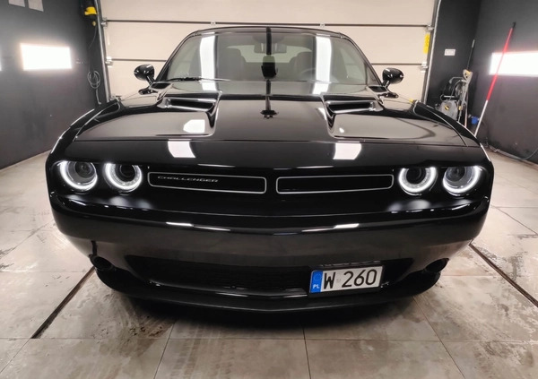 Dodge Challenger cena 135000 przebieg: 25980, rok produkcji 2019 z Radom małe 781